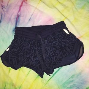 ⚡️LULULEMON SHORTS⚡️